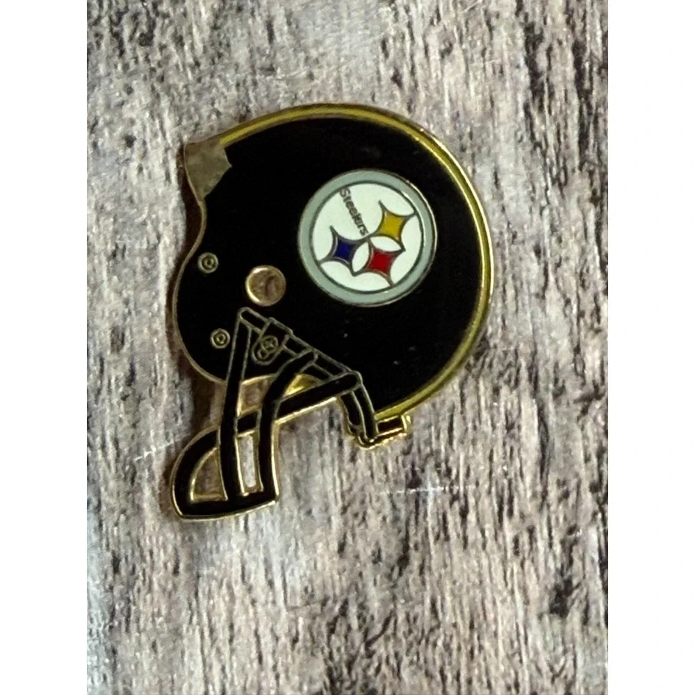 NFL Pittsburgh Steeler Pin Helmet‎ Decal